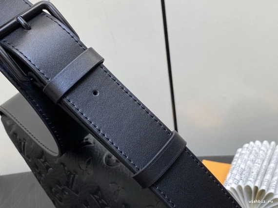 WIS VUITTON Moon LOUIS Crossbody 0315